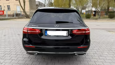 MERCEDES-BENZ E Klasa