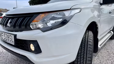 MITSUBISHI L 200