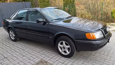 AUDI 100