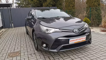 TOYOTA Avensis