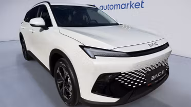 BAIC Beijing 5