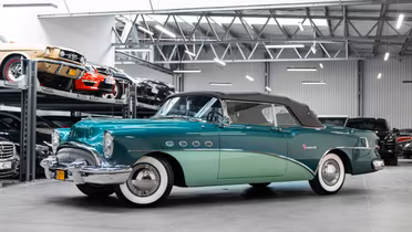 BUICK Roadmaster