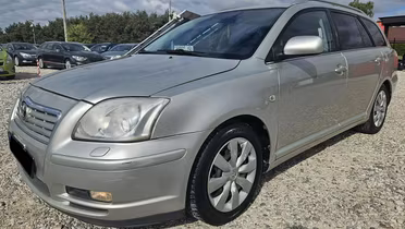 TOYOTA Avensis