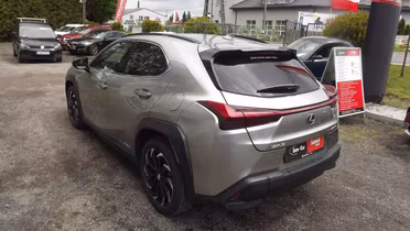 LEXUS UX