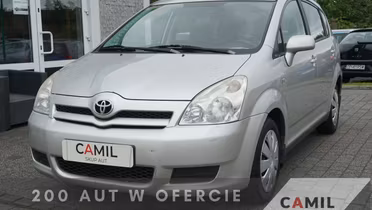 TOYOTA Corolla Verso