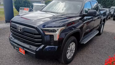 TOYOTA Tundra