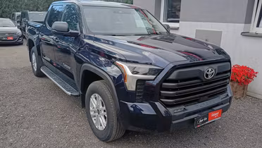 TOYOTA Tundra