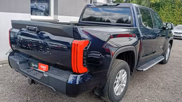 TOYOTA Tundra