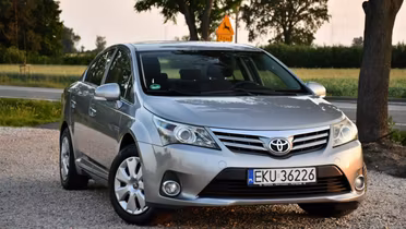 TOYOTA Avensis