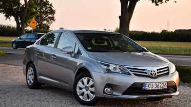 TOYOTA Avensis
