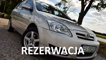 TOYOTA Corolla
