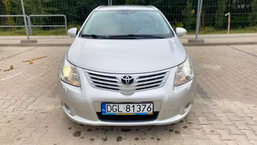 TOYOTA Avensis