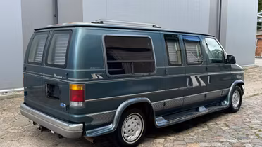 FORD Econoline
