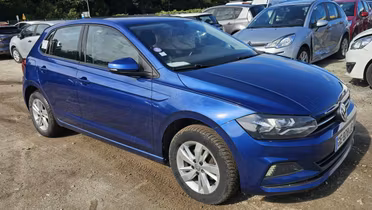 VOLKSWAGEN Polo