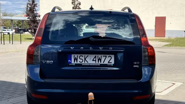 VOLVO V50