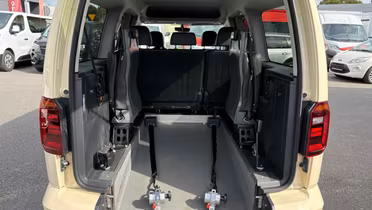VOLKSWAGEN Caddy