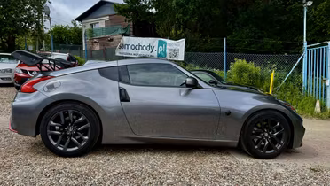 NISSAN 370 Z