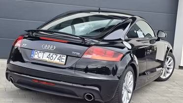 AUDI TT
