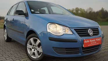 VOLKSWAGEN Polo