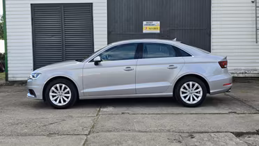 AUDI A3 Limousine