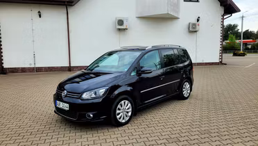VOLKSWAGEN Touran