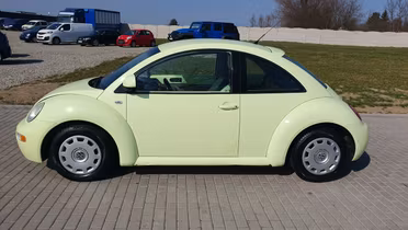 VOLKSWAGEN New Beetle
