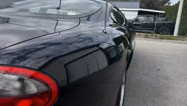 JAGUAR XK8