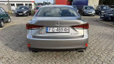 LEXUS IS