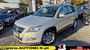 VOLKSWAGEN Tiguan
