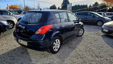 NISSAN Tiida