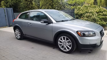 VOLVO C30