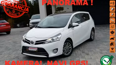TOYOTA Verso