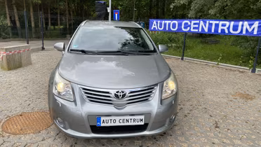 TOYOTA Avensis
