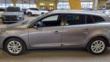 RENAULT Megane