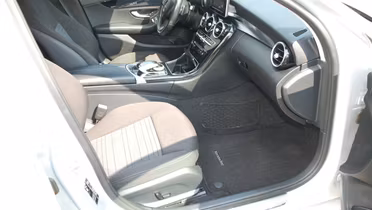 MERCEDES-BENZ C Klasa