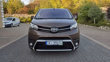 TOYOTA Proace Verso