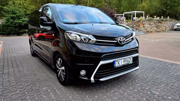 TOYOTA Proace Verso