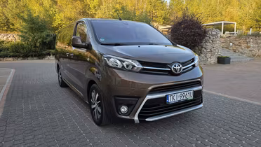 TOYOTA Proace Verso