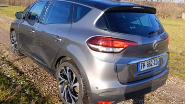 RENAULT Scenic