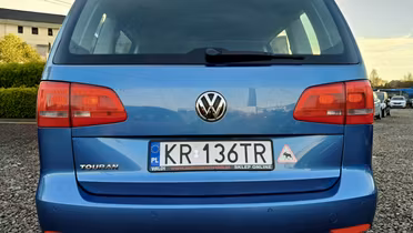 VOLKSWAGEN Touran
