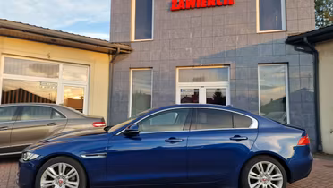 JAGUAR XE