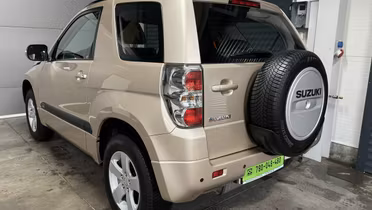 SUZUKI Grand Vitara