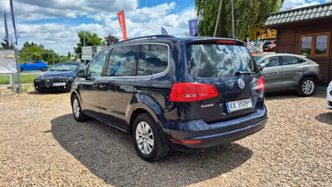 VOLKSWAGEN Sharan