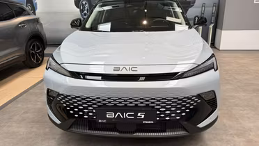 BAIC Beijing 5