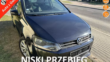 VOLKSWAGEN Polo