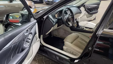 INFINITI Q50
