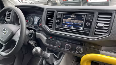 VOLKSWAGEN Crafter
