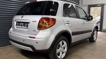 SUZUKI SX4