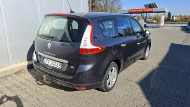 RENAULT Grand Scenic