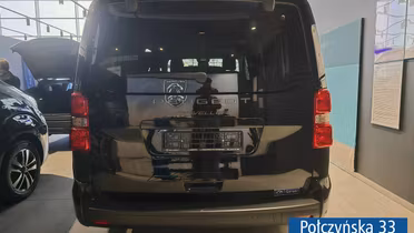 PEUGEOT Traveller